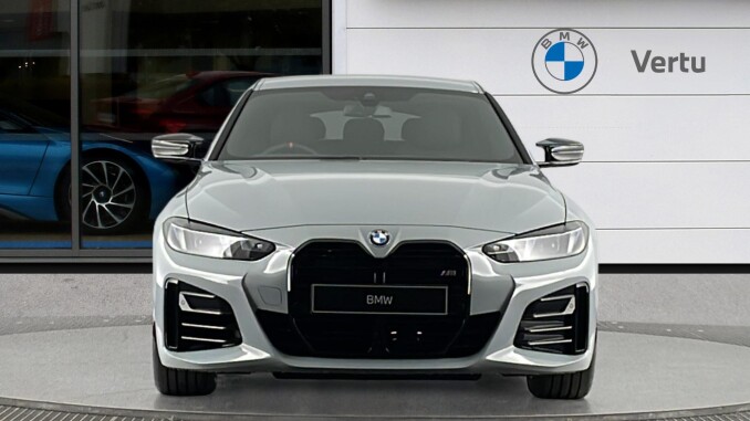 BMW 4 Series M440i xDrive MHT 5dr Step Auto [M Sport Pro Pack] Petrol Hatchback - Image 16